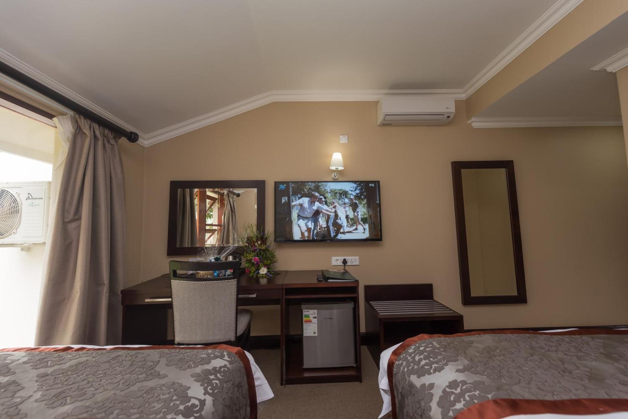 Sunbird Lilongwe Hotel ภายนอก รูปภาพ