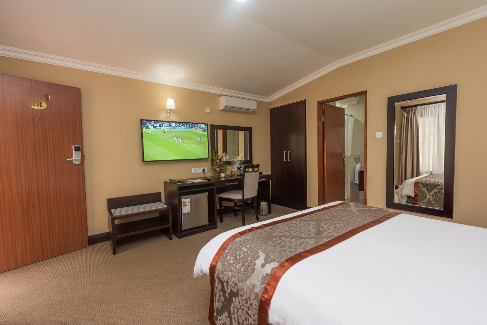 Sunbird Lilongwe Hotel ภายนอก รูปภาพ