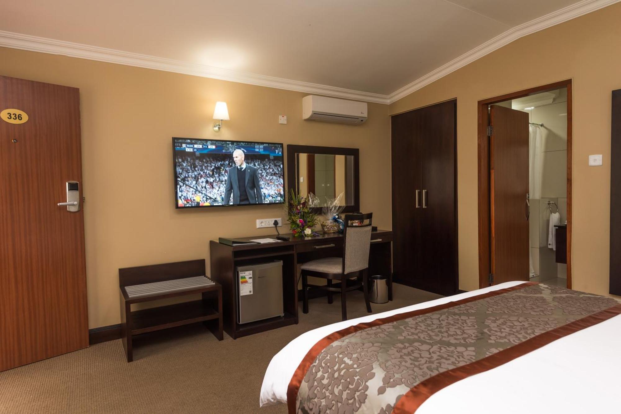 Sunbird Lilongwe Hotel ภายนอก รูปภาพ